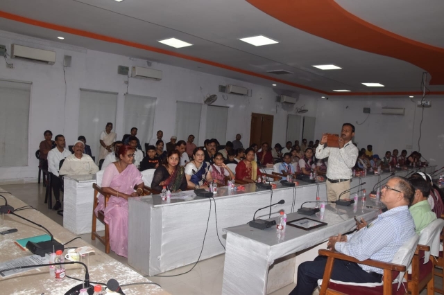 PSY Meritorious honor Sarguja Collectorate